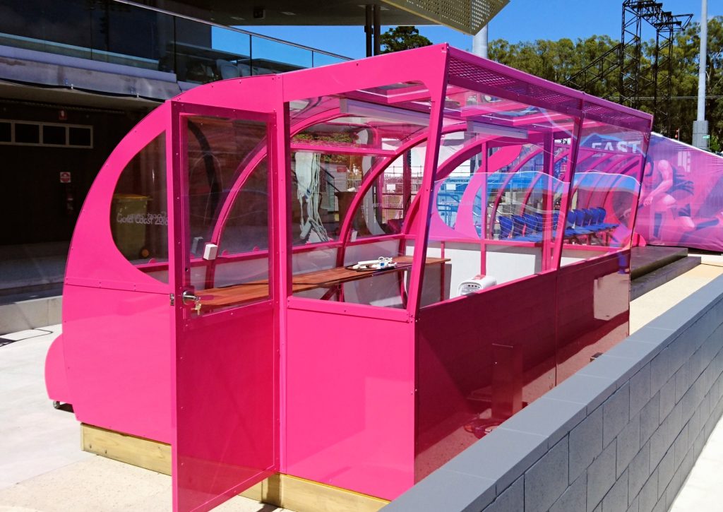 players shelter, players bench , coach bench , game shelter , soccer shelter , afl shelter , aurora player shelter , field player shelter , players box , team player shelter , team shelter , outdoor shelter , football team shelter , bench with shelter , curved player shelter , technical bench
